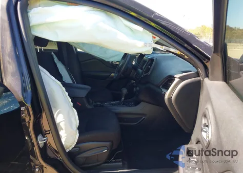 2019 Jeep Cherokee Latitude Fwd z USA, uszkodzony, nr VIN 1C4PJLCB7KD109027